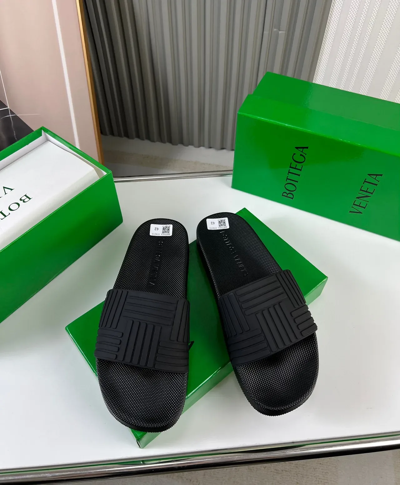 Bottega Veneta Black Ribbed Strap Slide Slippers 8
