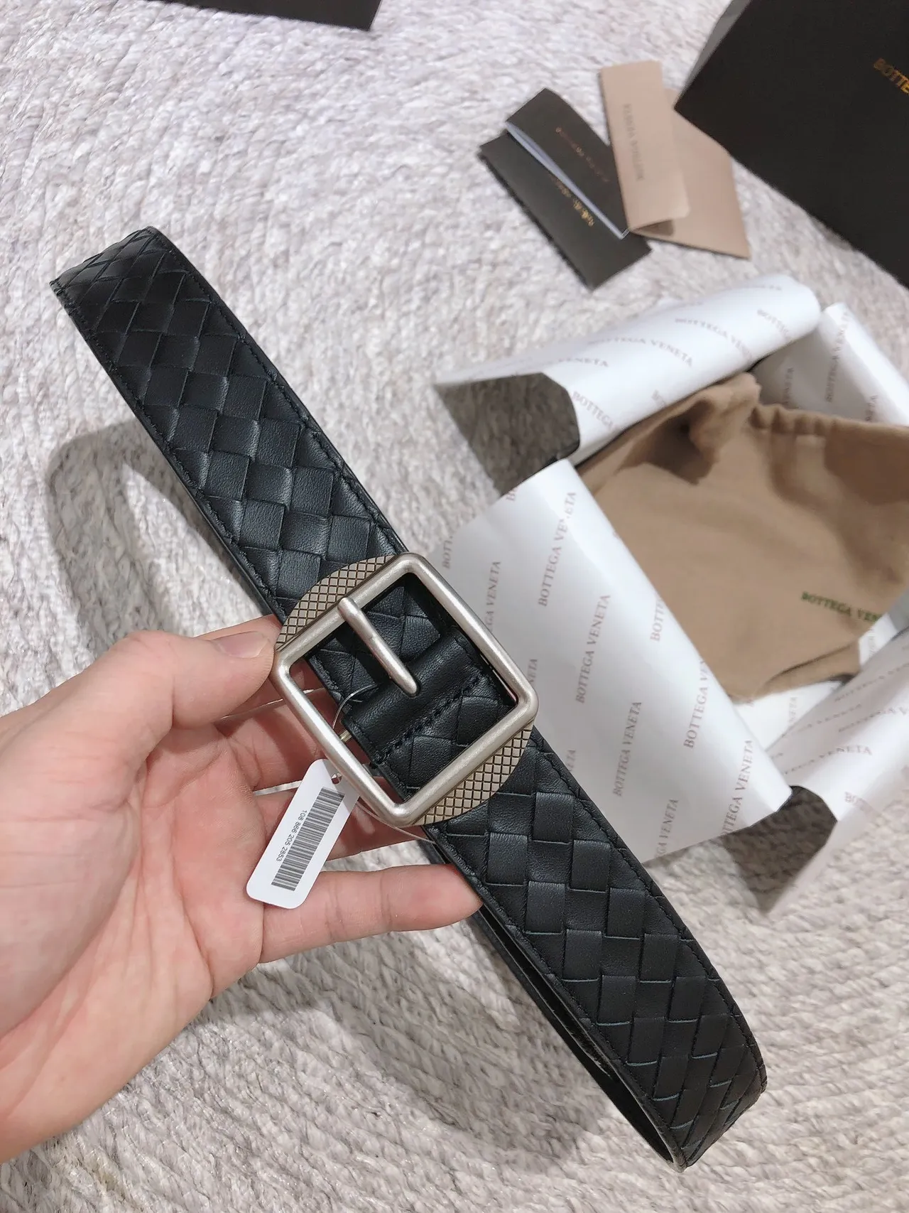 Bottega Veneta কালো রূপালী Intrecciato বুনা বর্গাকার বাকেল চামড়ার বেল্ট 8