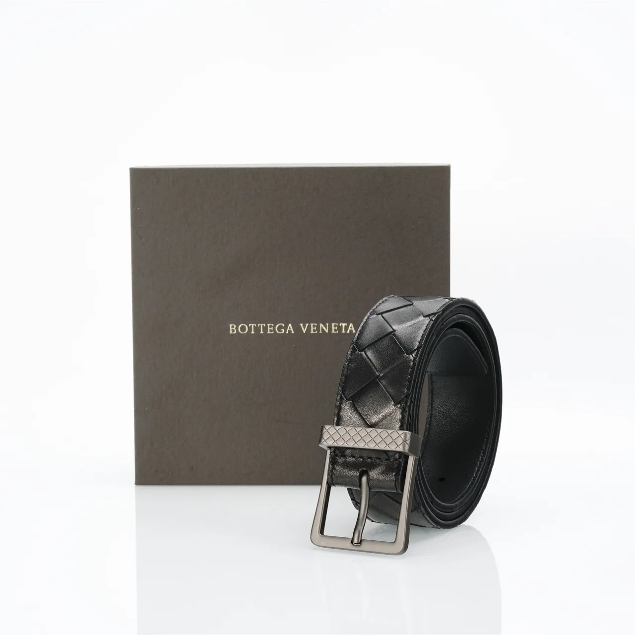 Bottega Veneta Cassette Intrecciato কালো চামড়ার বেল্ট 6
