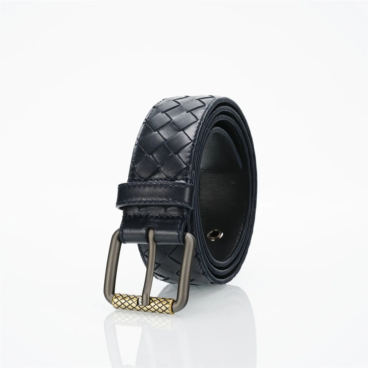Bottega Veneta Cassette Intrecciato 黑色皮革腰带 7