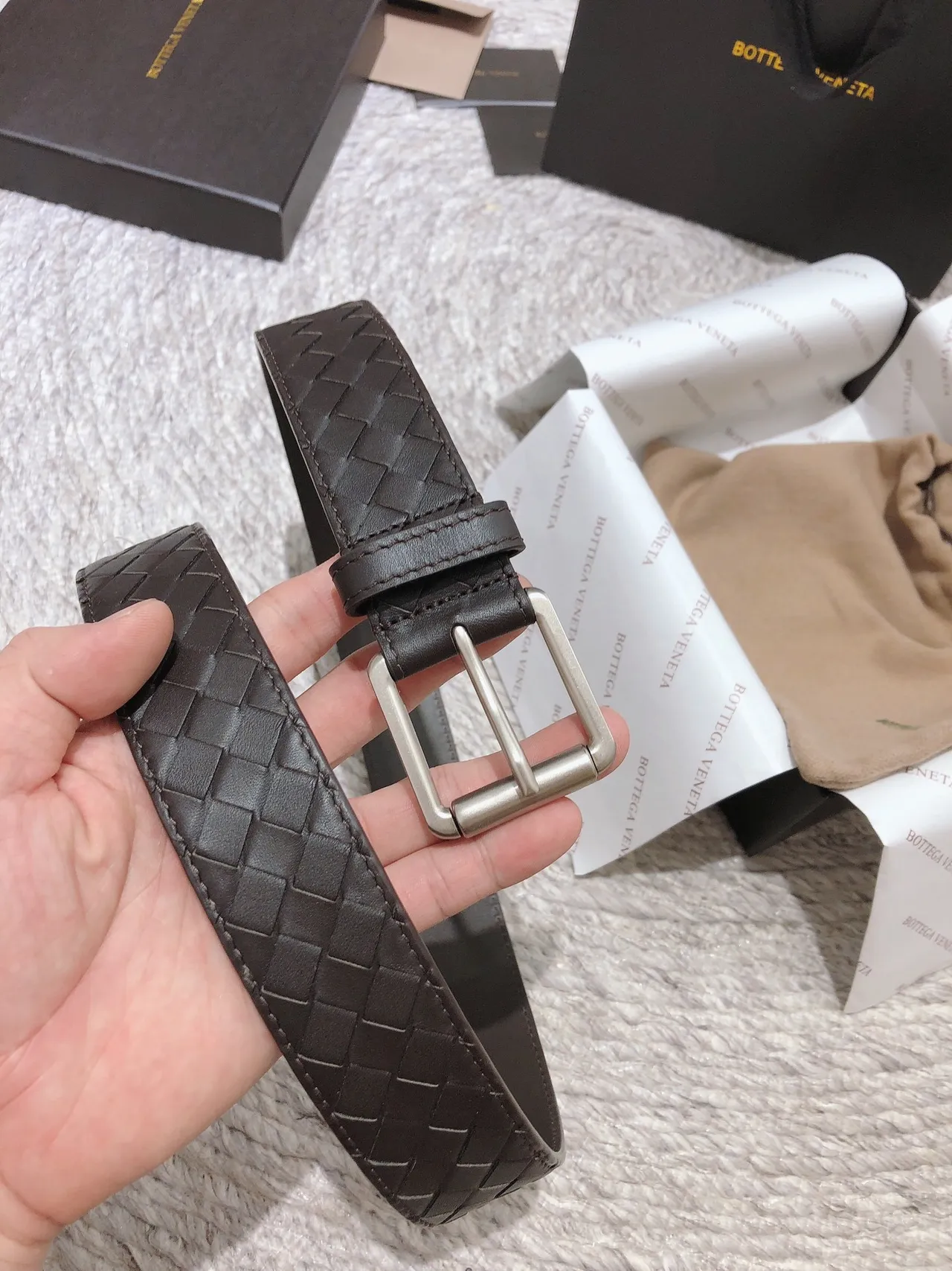 Bottega Veneta Intrecciato 棕色银色编织矩形扣皮革腰带 2