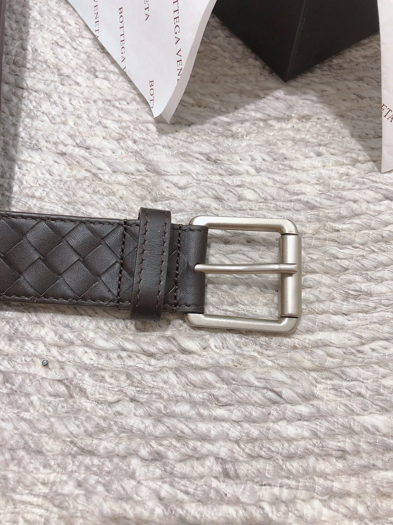 Bottega Veneta Intrecciato 棕色银色编织矩形扣皮革腰带 4