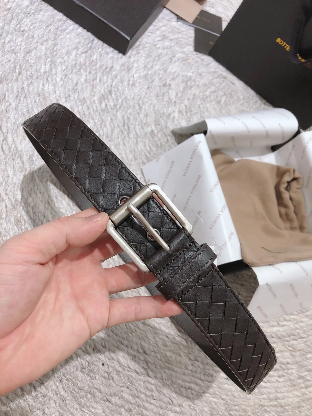 Bottega Veneta Intrecciato 棕色银色编织矩形扣皮革腰带 8