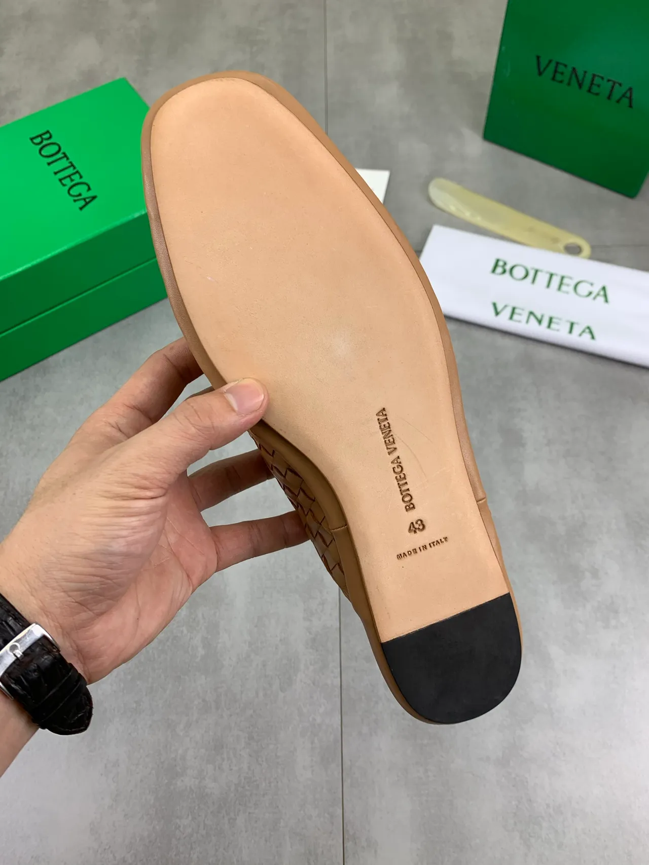 Bottega Veneta Sardine Beige Intrecciato Cuir Tissé Mule Silhouette Chaussures Casual 4