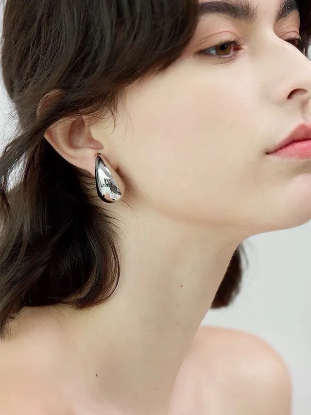 Bottega Veneta 沙丁鱼泪滴抛光金银耳钉 8
