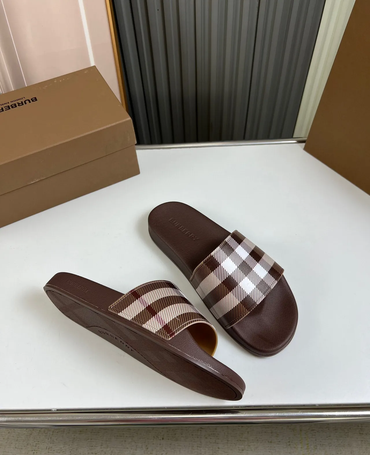 Burberry Brown Beige Single-Strap Slide Molded Rubber Sole Slippers 6