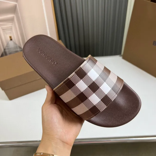 Burberry Brown Beige Single-Strap Slide Molded Rubber Sole Slippers 7