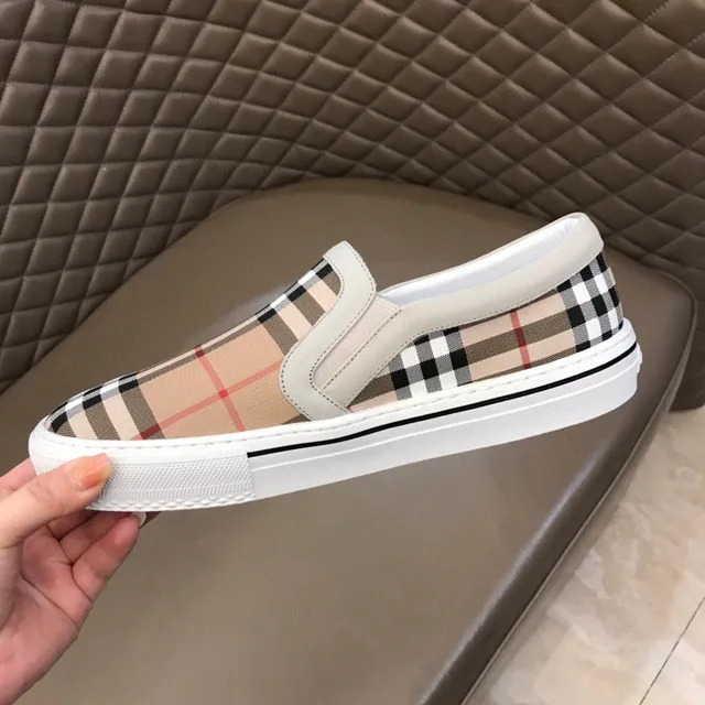 Burberry House Check Slip-On Sneaker बेज बहुरंगी कपड़ा लाइफस्टाइल स्नीकर 4