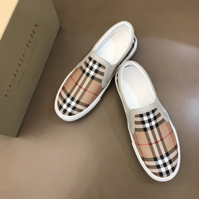 Burberry House Check Slip-On Sneaker बेज बहुरंगी कपड़ा लाइफस्टाइल स्नीकर 8