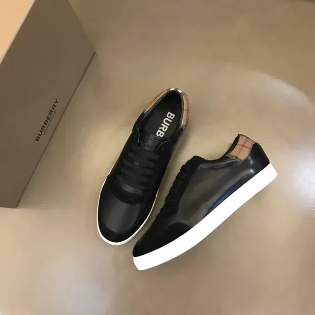 Burberry Knight Black et House Check sneakers lifestyle 3