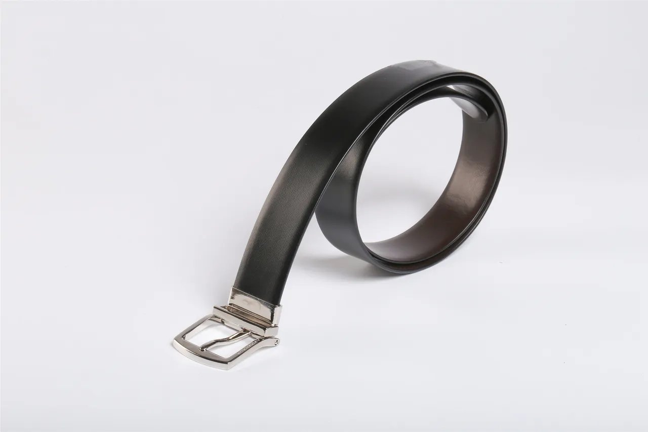 Burberry Knight Reversible Black Leather Belt 6