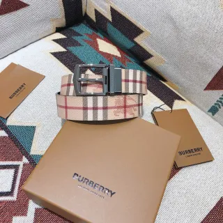 Burberry Knight Reversible Check and Knight Motif Leather Belt
