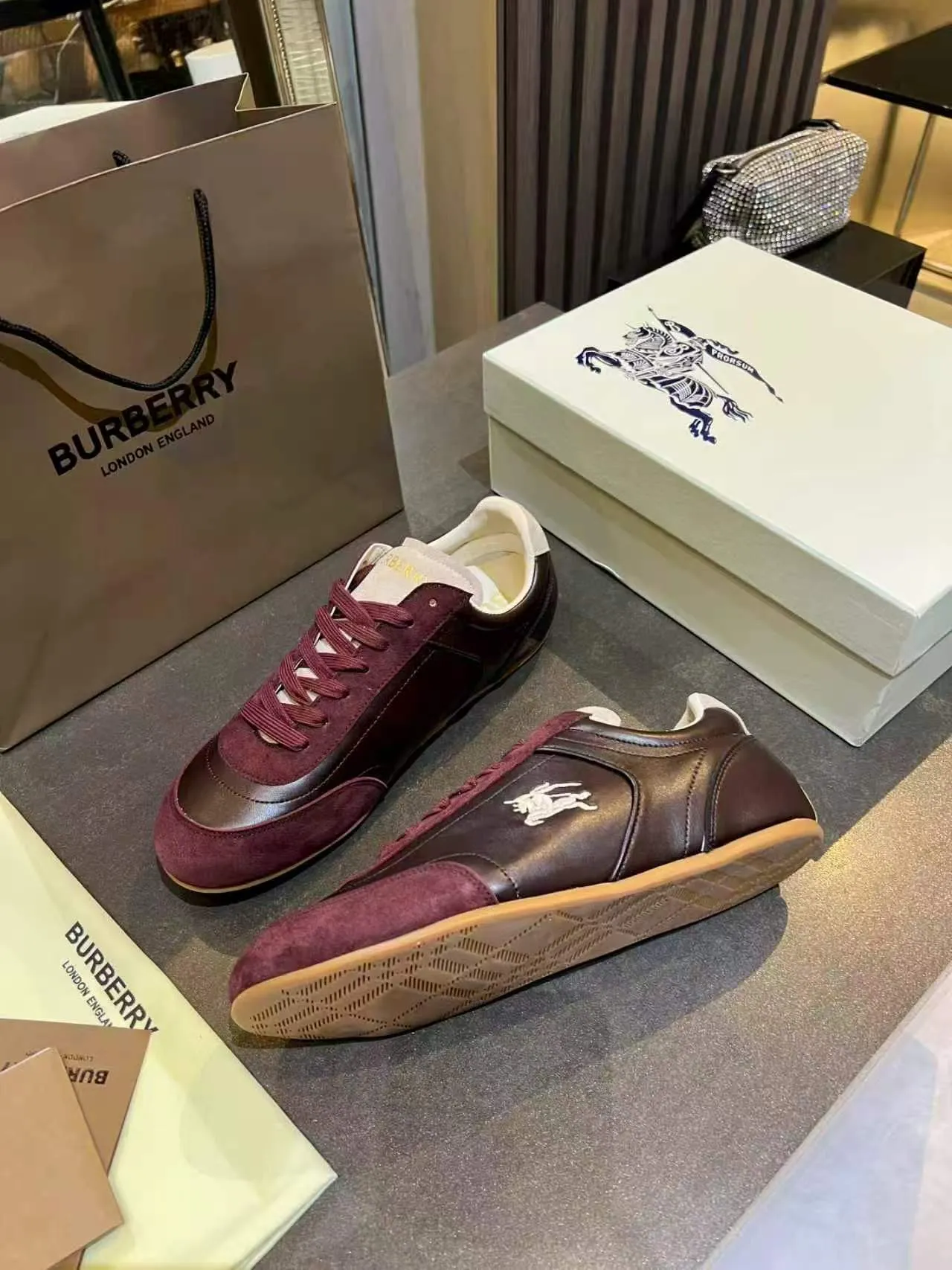 Burberry Knight Dos Tonos Cuero y Ante Zapatillas Lifestyle 3