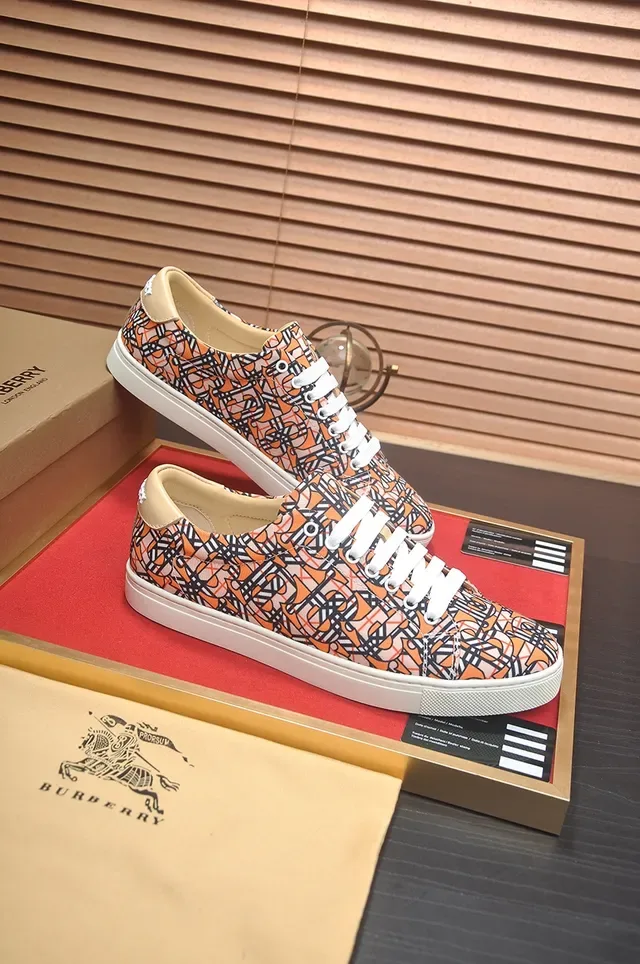 Burberry Monogram-Print Tênis Lifestyle Laranja Preto Creme 3