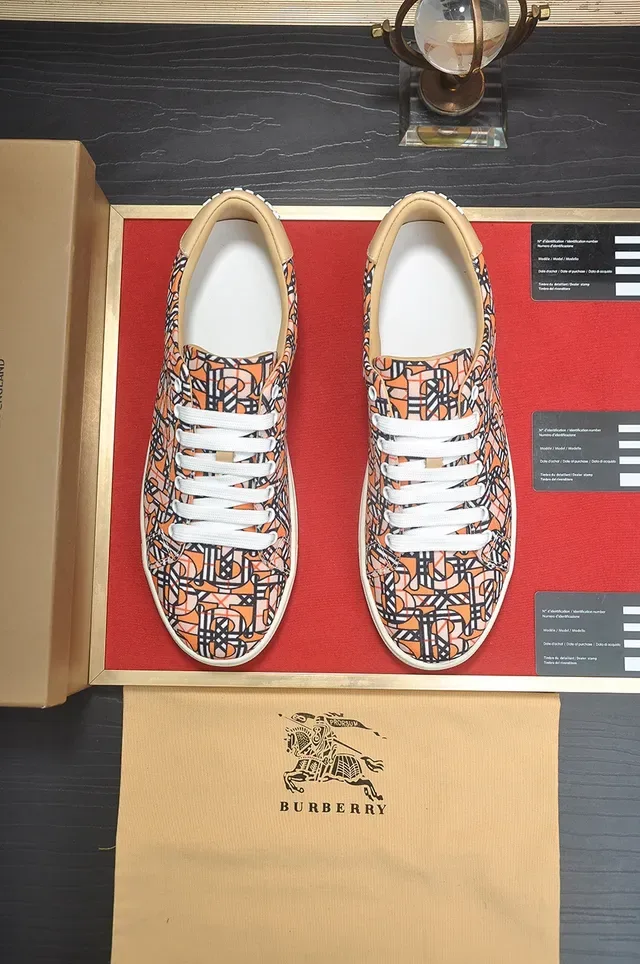 Burberry Monogram-Print Tênis Lifestyle Laranja Preto Creme 4