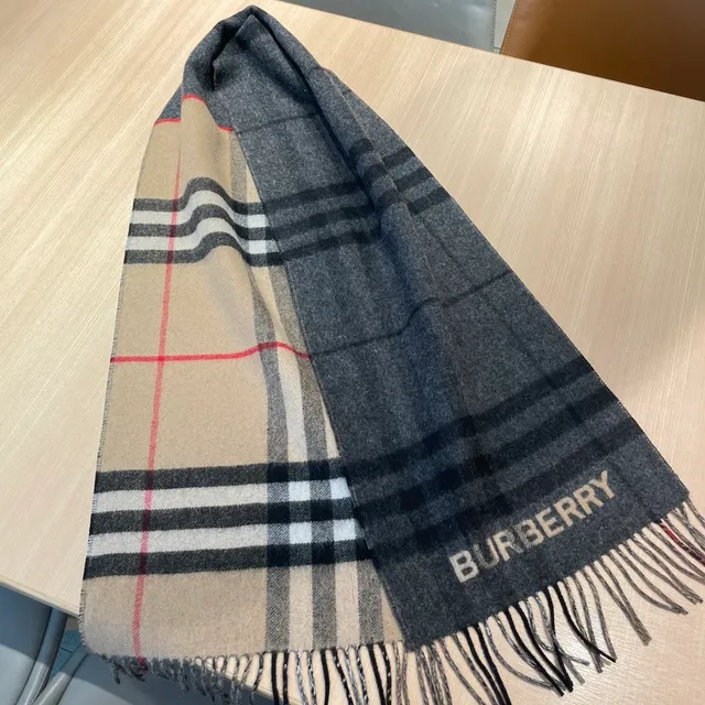 Burberry নোবা চেক কয়লা ধূসর ক্যাশমিয়ার স্কার্ফ 3