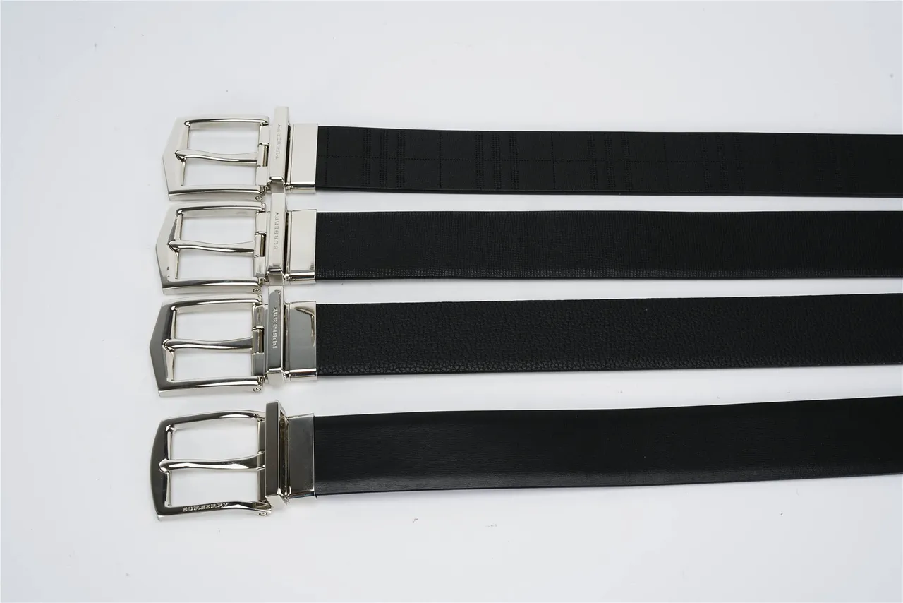 Burberry Reversible Belt Black Blue Two-Tone Leather Belt 2