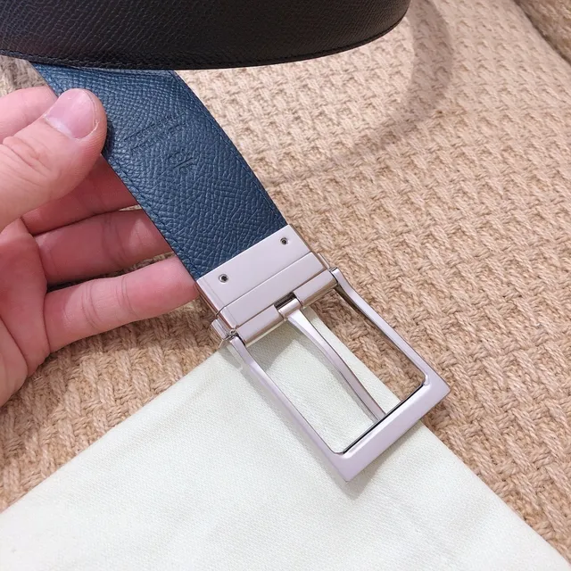 Burberry Reversible Black and Navy Leather Belt 5