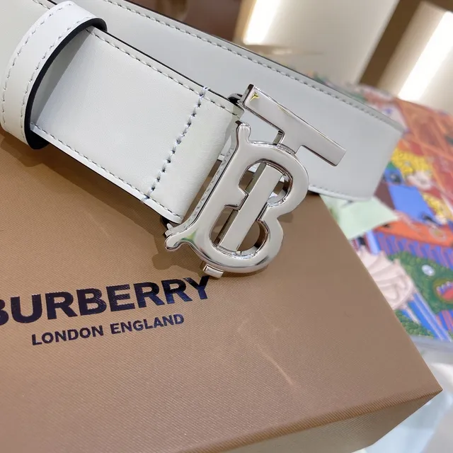 Burberry TB Belt Off-White and Black Reversible Leather Belt 5