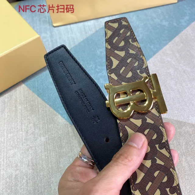Burberry TB Monogram বেল্ট বাদামী বেইজ সোনালি-টোন বাকল ক্যানভাস বেল্ট 5