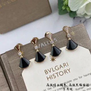 Bvlgari Divas’ Dream أقراط مروحية أسود مينا وكريستال ذهبي الدرجة