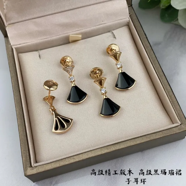 Bvlgari Divas’ Dream Fan-Shaped Black Enamel and Gold-Tone Crystal Earrings 4