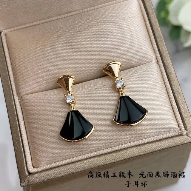 Bvlgari Divas’ Dream Fan-Shaped Black Enamel and Gold-Tone Crystal Earrings 6
