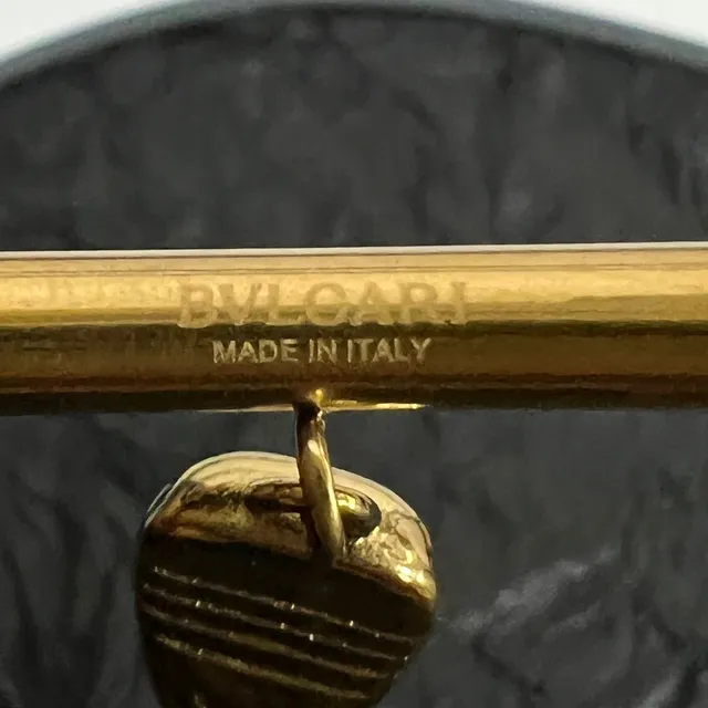 Bvlgari লাল দড়ি সোনালি টোন এনামেল পেন্ড্যান্ট ব্রেসলেট 2
