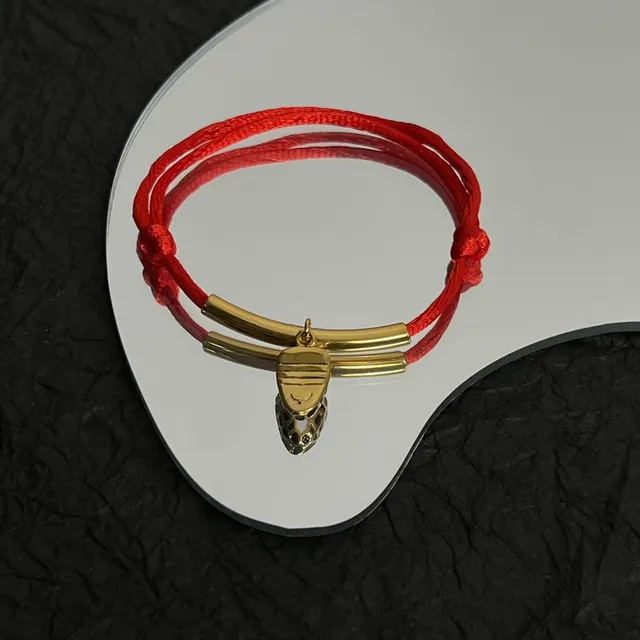Bvlgari লাল দড়ি সোনালি টোন এনামেল পেন্ড্যান্ট ব্রেসলেট 3