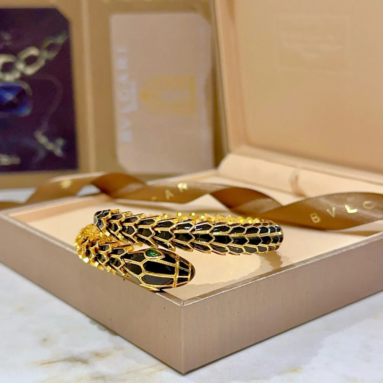 Bvlgari Serpenti Black Enamel and Emerald Eye Gold Bracelet 6