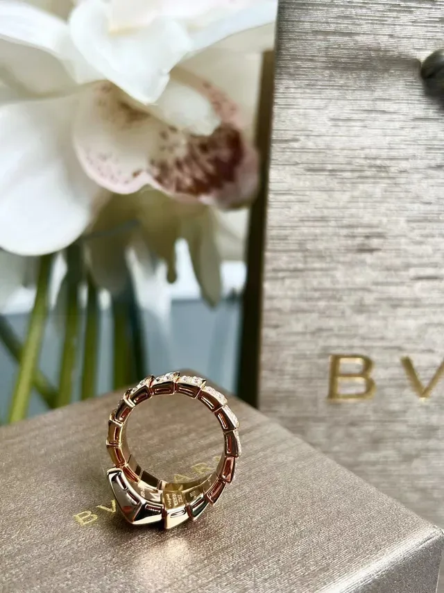 Bvlgari Serpenti Pavé Diamond Rose Gold Ring 4