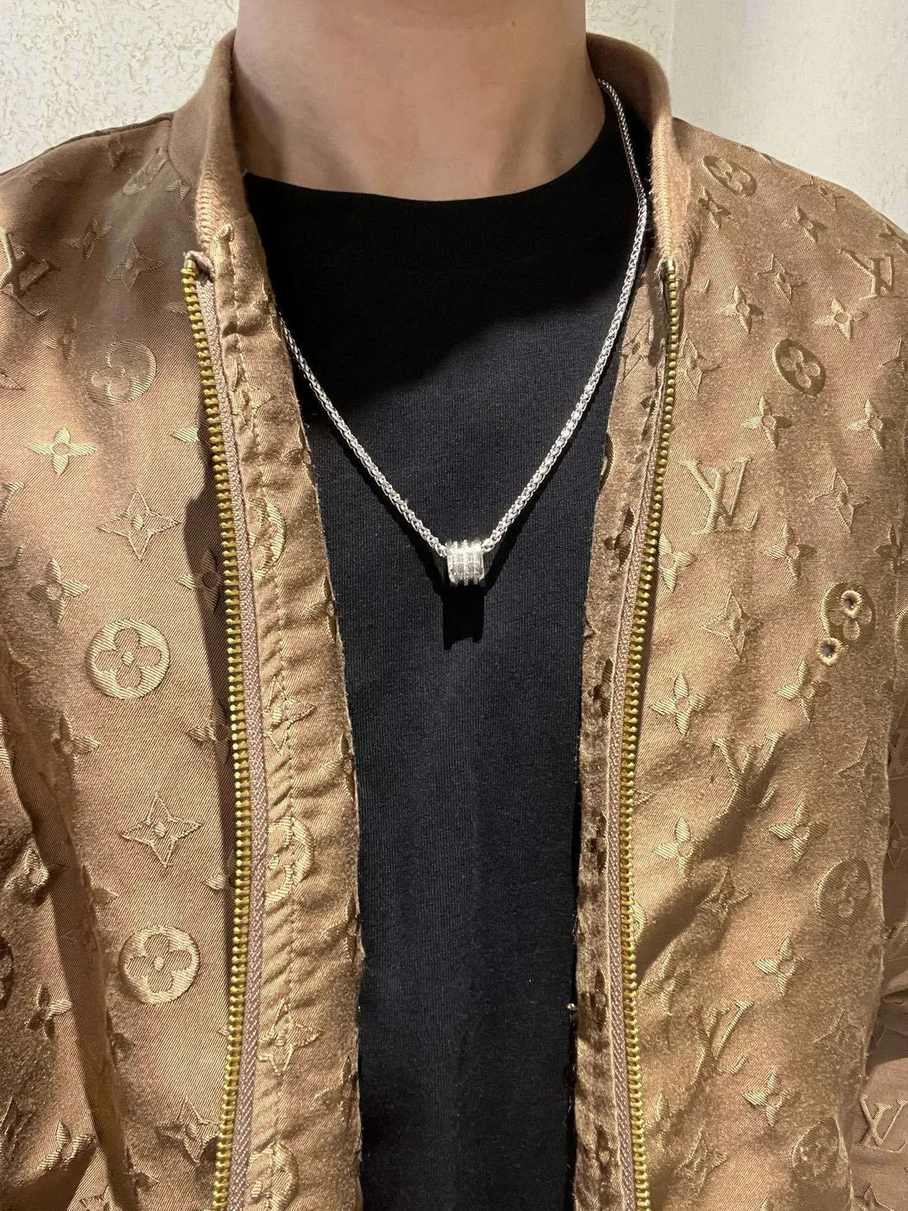 Bvlgari चांदी भूरा श्रृंखला सिलिंड्रिकल पैवें पेंडेंट नेकलेस 2