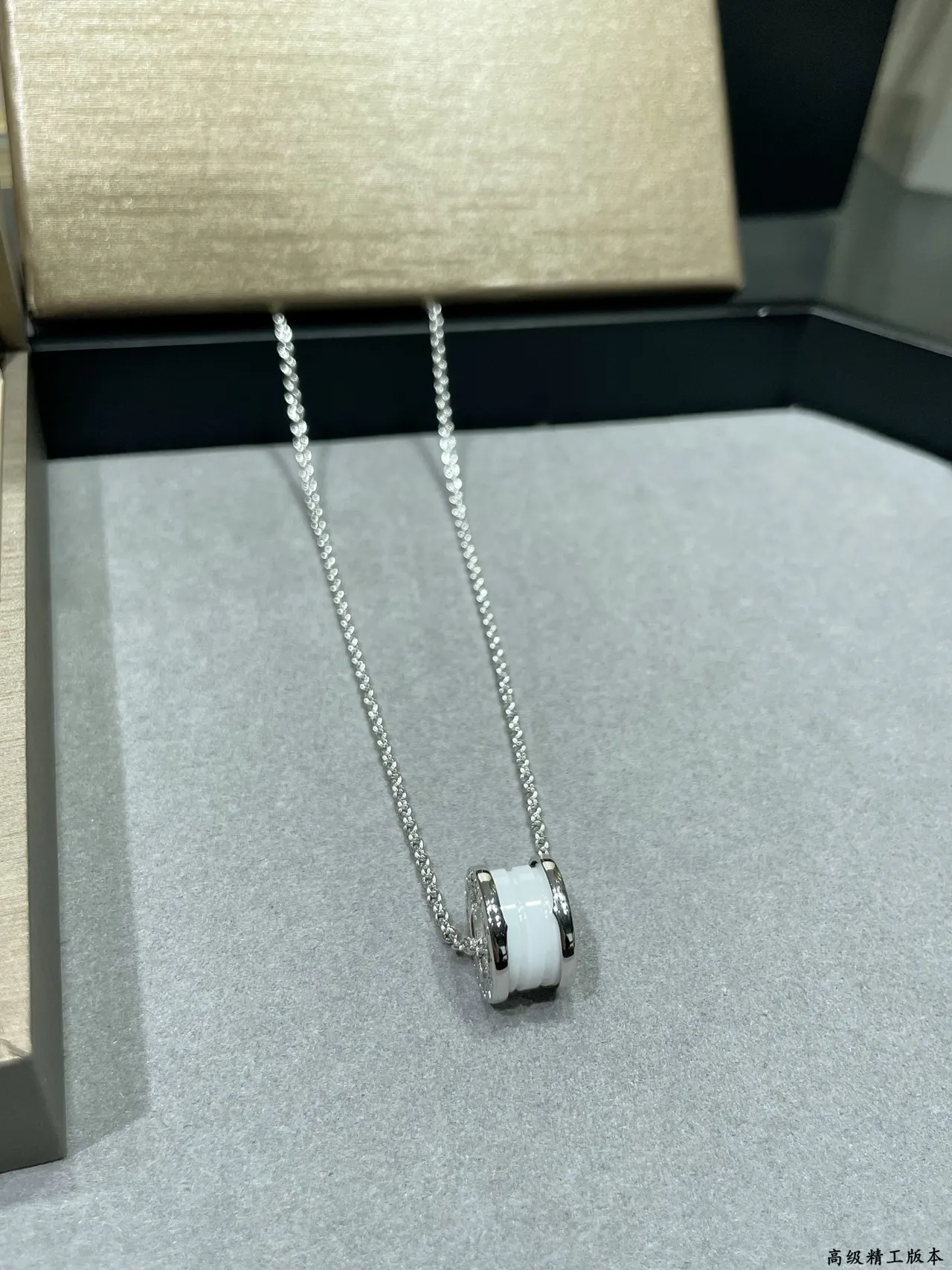 Bvlgari 银黑桶形吊坠多环结构项链 6