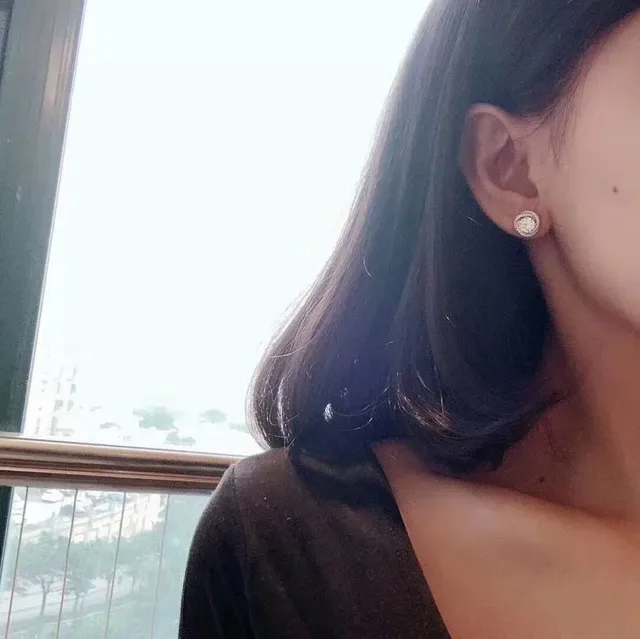 Cartier सोने चांदी गोल हेलो स्टड पैव-सेट चारों ओर कर्णफूल 2
