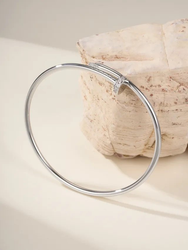 Cartier Juste un Clou Pulsera Bangle de Oro y Plata Delgado Circular con Piedras Pavé-Set 13