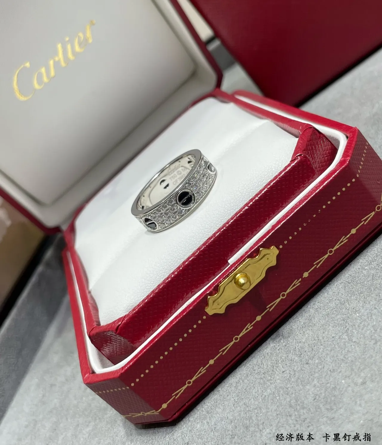Cartier Juste un Clou خاتم باڤيه الماس و المينا الأسود 4