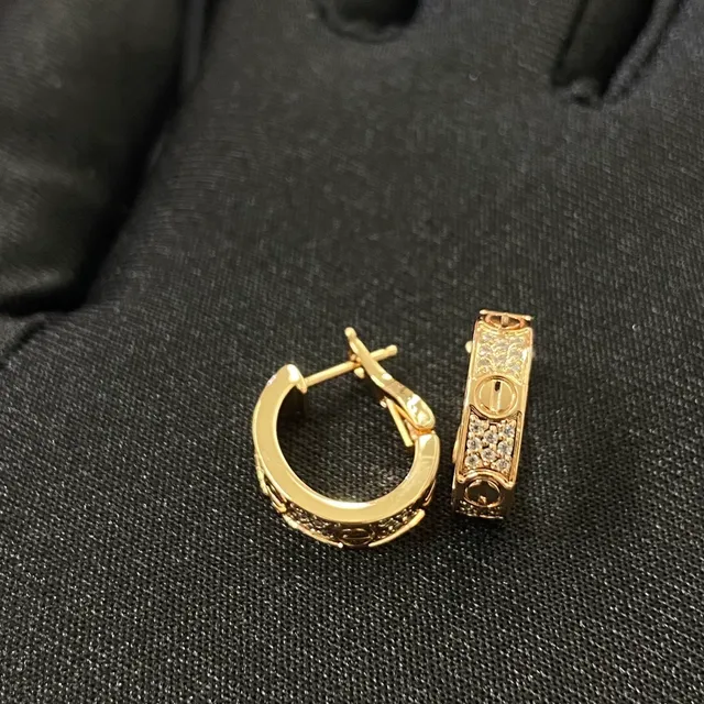 Cartier Juste un Clou Pavé Screw Motif brincos argola 4