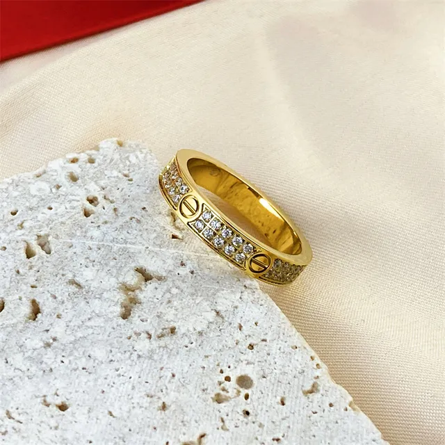 Cartier Love Ring पावे स्क्रू मोटिफ स्टैकेबल अंगूठियां 4