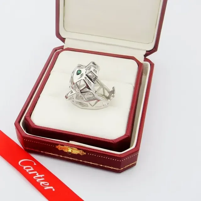 Cartier Panthère de Cartier 白金 绿宝石 黑豹戒指 2