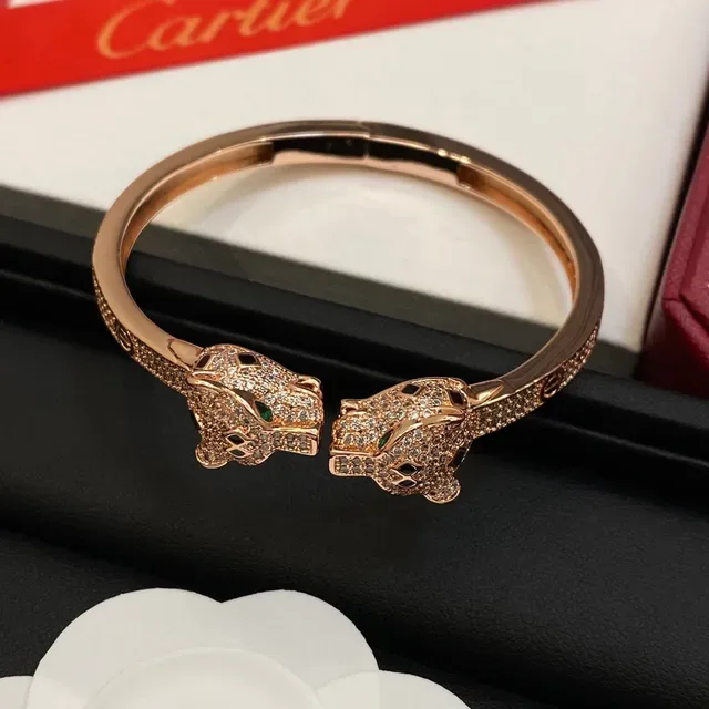 Cartier Panthère ड्यूल पैंथर हेड पावे बैंगल ब्रेसलेट 5