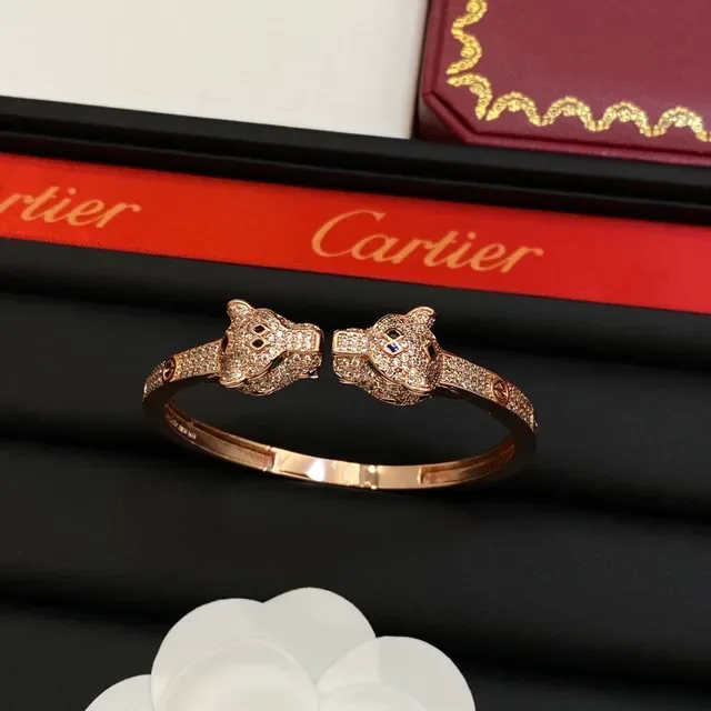 Cartier Panthère ड्यूल पैंथर हेड पावे बैंगल ब्रेसलेट 6