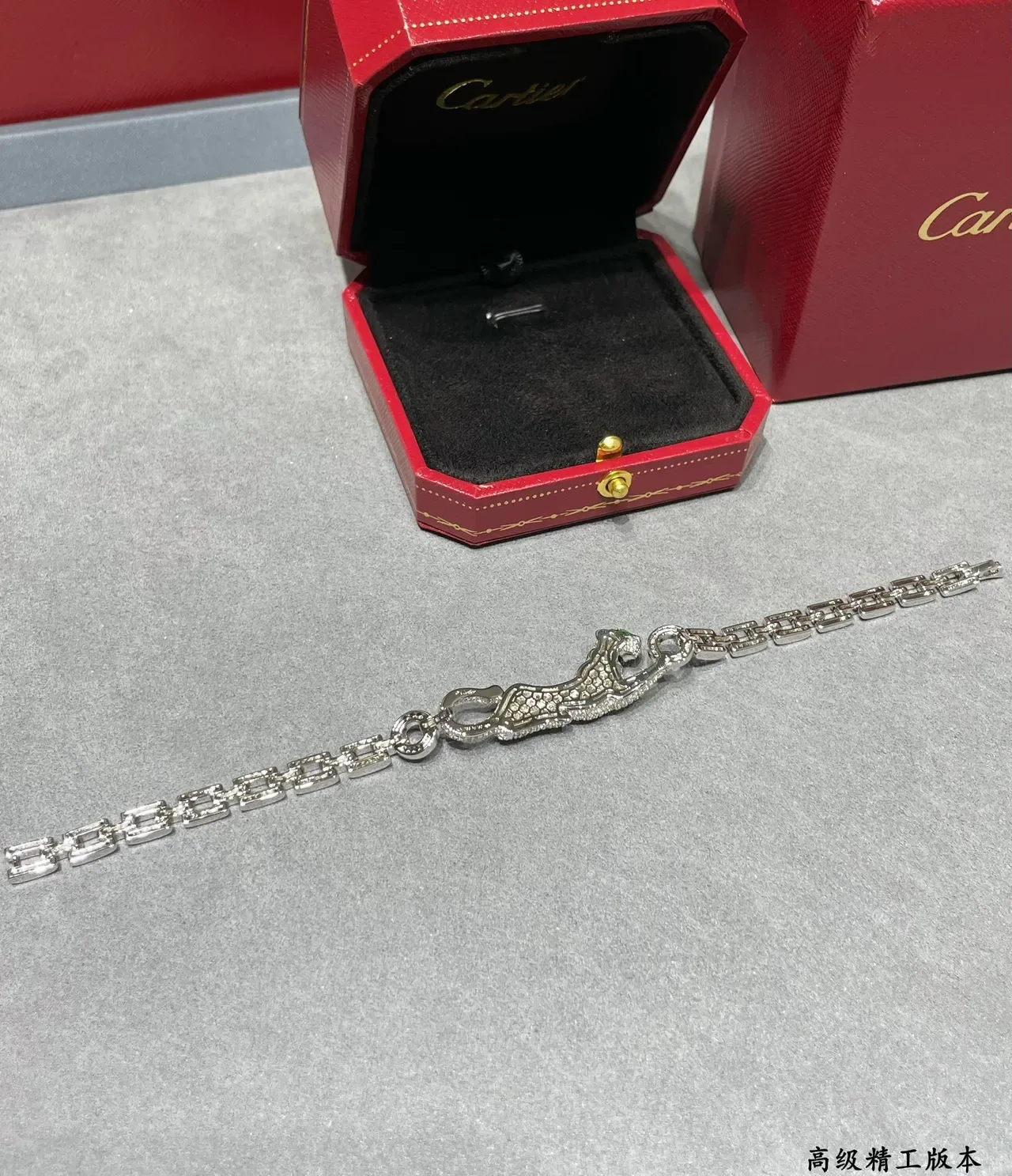 Pulsera Cartier Panthère diamantes pavé Panther 2
