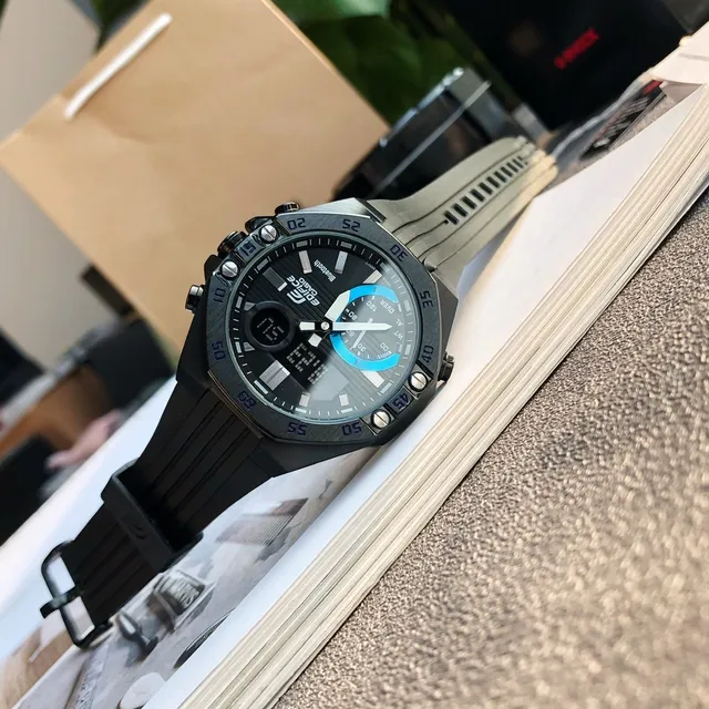 Casio Edifice Chronograph Bluetooth 黑色蓝色树脂表壳 纹理橡胶表带 运动手表 2