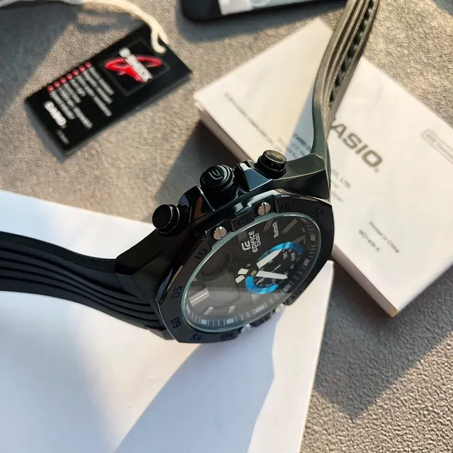 Casio Edifice Chronograph Bluetooth 黑色蓝色树脂表壳 纹理橡胶表带 运动手表 5