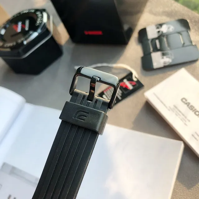 Casio Edifice Chronograph Bluetooth 黑色蓝色树脂表壳 纹理橡胶表带 运动手表 7