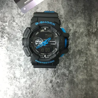 Casio G-Shock GA-100 黑色和蓝色运动手表
