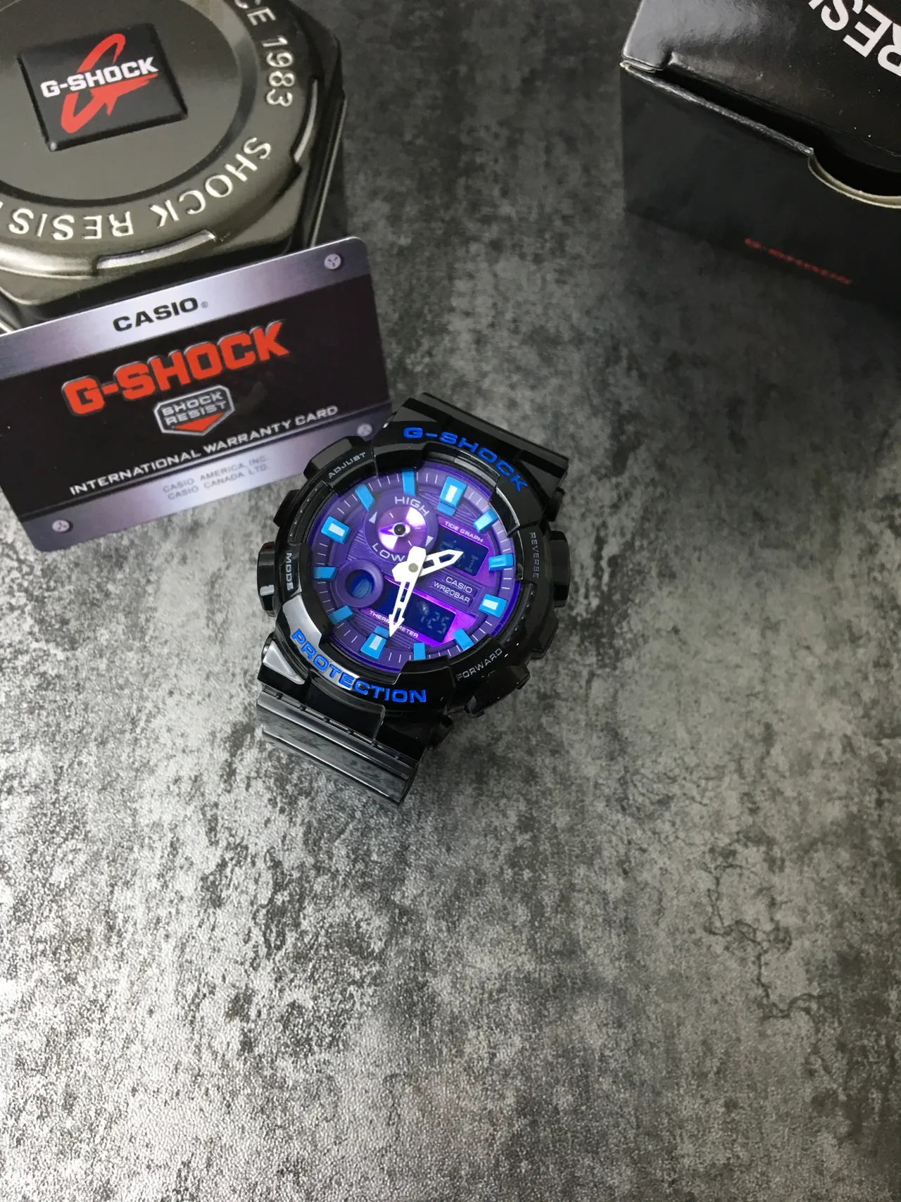 ক্যাসিও G-Shock GA-100 বেগুনি এবং নীল খেলাধুলা ওয়াচ 2