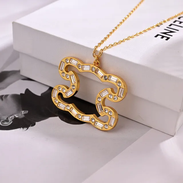 Celine Pendentif boucle entrelacée incrusté de cristaux 2