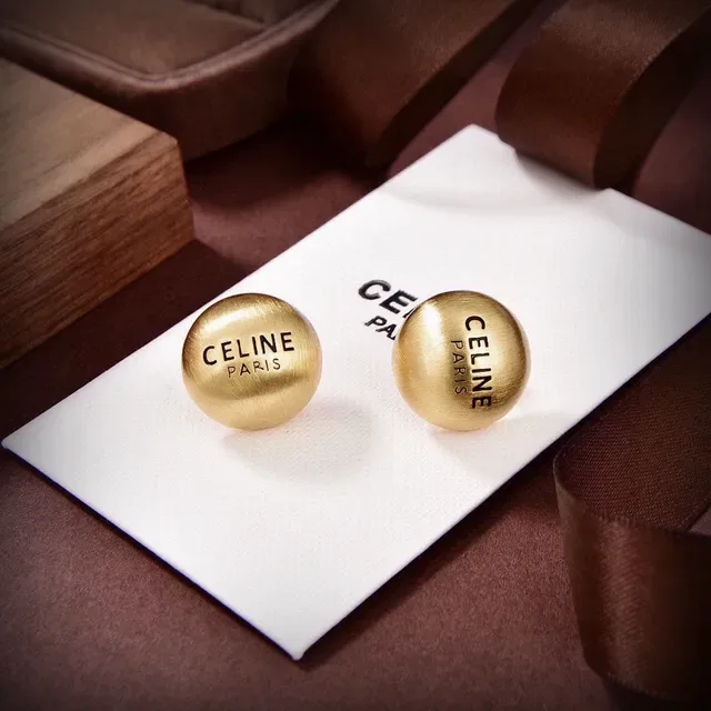 Celine Aretes Esféricos Grabados con Logo en Plata y Oro 3