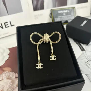 Chanel बाउ ब्रोच सोने चांदी ब्रेडेड रस्सी टेक्सचर ब्रोच